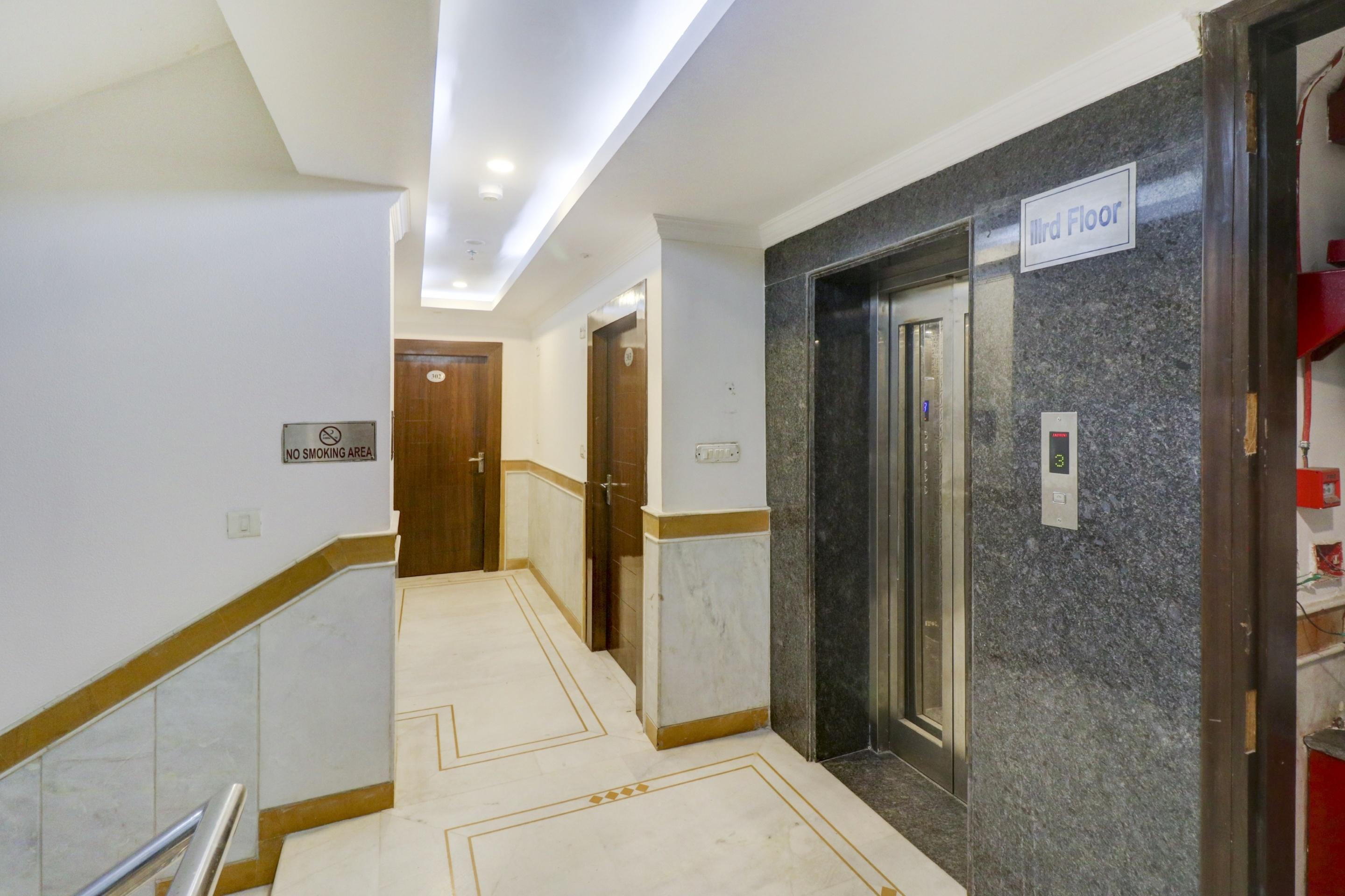 Hotel Townhouse 517 La Sapphire Near Delhi Airport Nové Dillí Exteriér fotografie