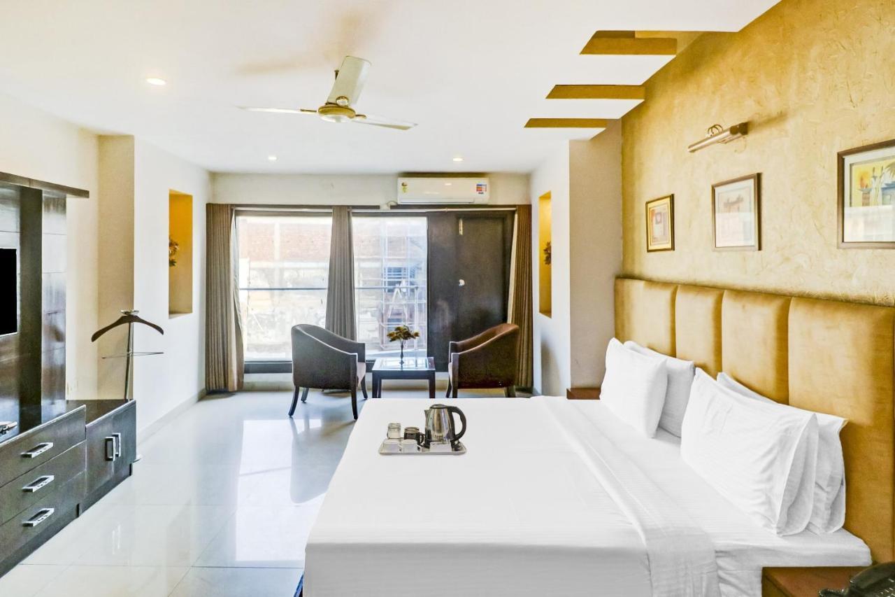 Hotel Townhouse 517 La Sapphire Near Delhi Airport Nové Dillí Exteriér fotografie