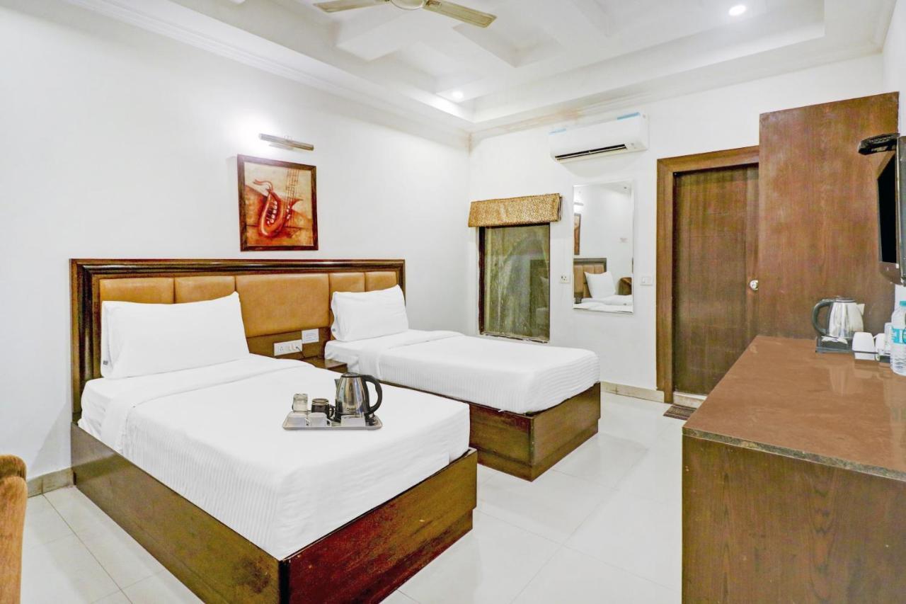 Hotel Townhouse 517 La Sapphire Near Delhi Airport Nové Dillí Exteriér fotografie
