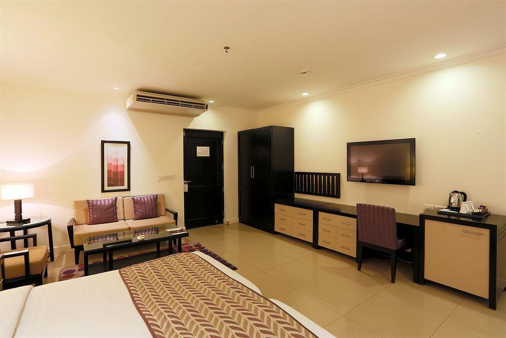 Hotel Townhouse 517 La Sapphire Near Delhi Airport Nové Dillí Exteriér fotografie